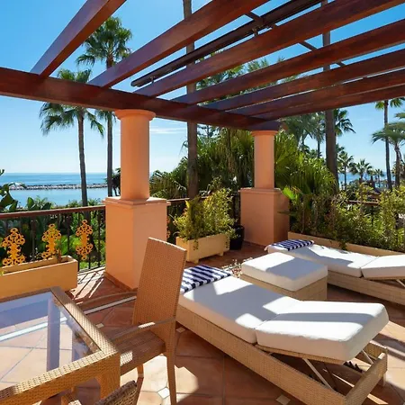 Cubo's Luxury Banus * Marbella